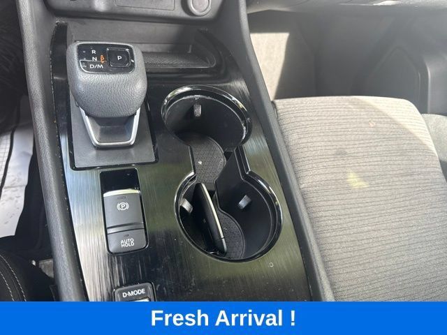 Used 2023 Nissan Rogue SV FWD image 8