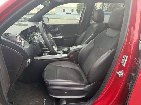 Used 2020 Mercedes-Benz GLB 250 4MATIC image 18