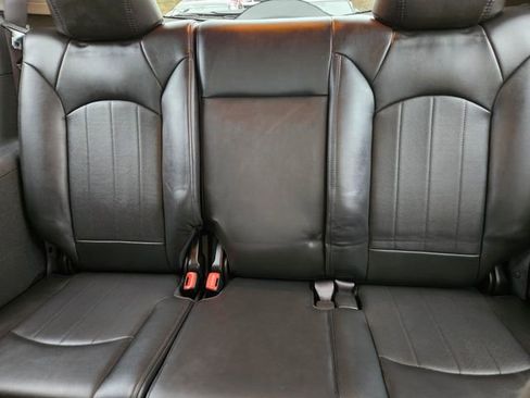 Used 2008 Buick Enclave CXL w/ Entertainment Package #3 image 17