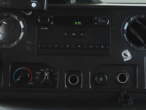 Used 2014 Ford E-150 and Econoline 150 w/ Power Group RWD image 17