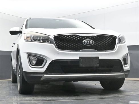 Used 2016 Kia Sorento EX image 46