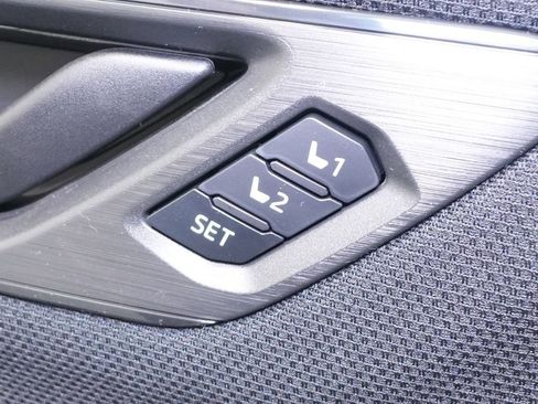 New 2026 Subaru Outback Limited XT image 15