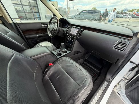 Used 2019 Ford Flex Limited AWD/4WD image 13