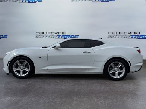 Used 2024 Chevrolet Camaro LT image 8