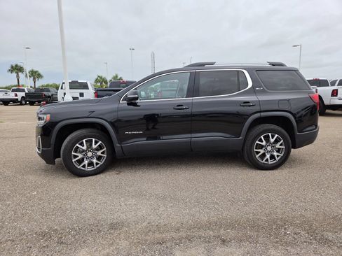 Used 2023 GMC Acadia SLT AWD/4WD image 4