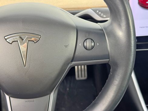 Used 2017 Tesla Model 3 Long Range image 19