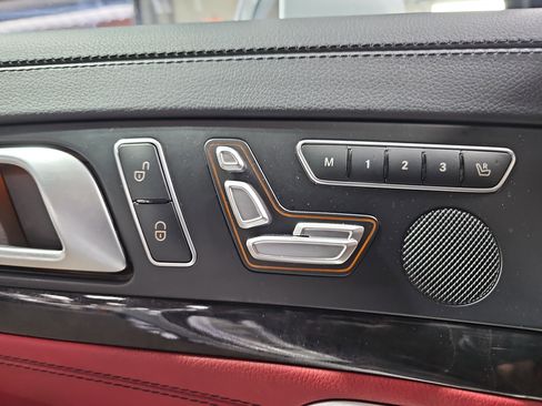 Used 2016 Mercedes-Benz SL 63 AMG image 27