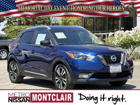 Used 2020 Nissan Kicks SR FWD image 1