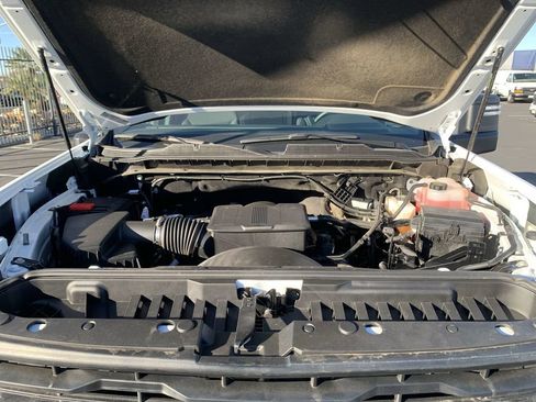 Used 2025 Chevrolet Silverado 2500 LT w/ Convenience Package image 29