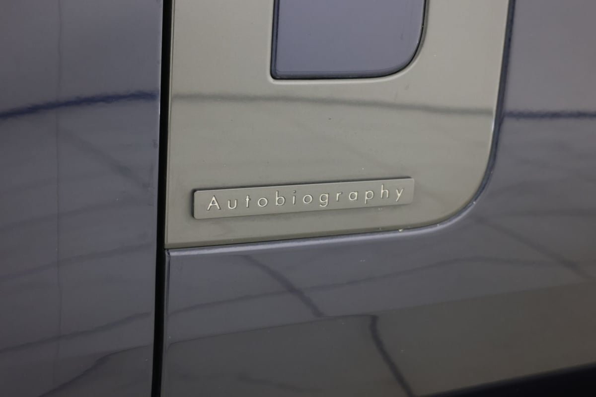 Used 2023 Land Rover Range Rover Long Wheelbase Autobiography AWD/4WD image 18