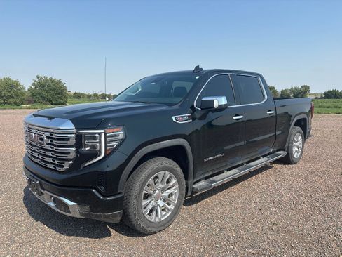 Used 2022 GMC Sierra 1500 Denali image 1