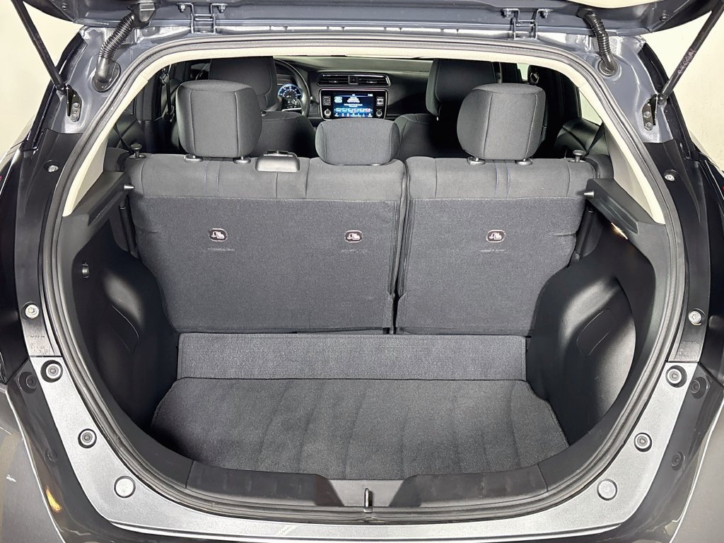 Used 2025 Nissan Leaf S FWD image 20