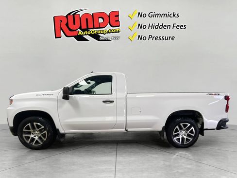 Used 2021 Chevrolet Silverado 1500 W/T w/ WT Convenience Package AWD/4WD image 3
