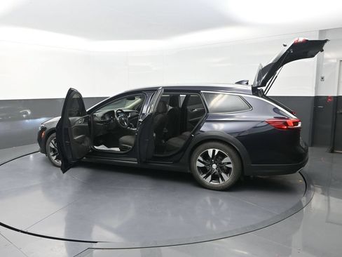 Used 2019 Buick Regal Preferred w/ Sights and Sounds Package AWD/4WD image 36
