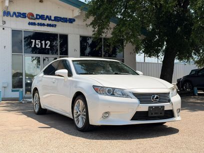 Used 2014 Lexus ES 350 w/ Luxury Package