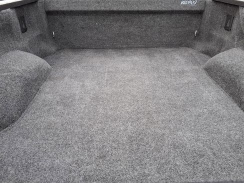 Used 2017 Ford F250 Lariat w/ Chrome Package image 11