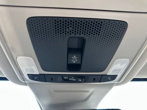 Used 2025 Honda CR-V EX-L image 30