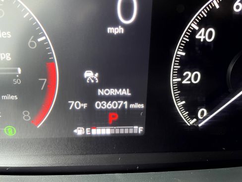 Used 2023 Honda Pilot EX-L image 14