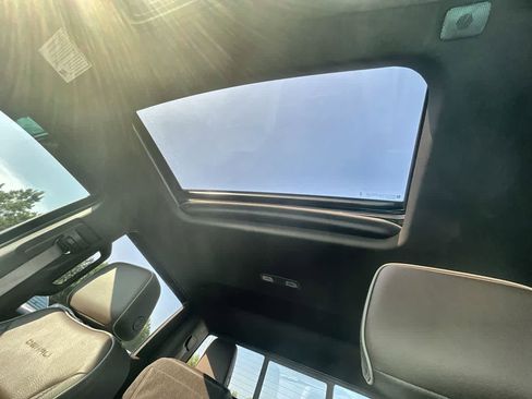 Used 2024 GMC Sierra 1500 Denali image 19