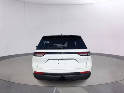 New 2025 Jeep Grand Cherokee Altitude
