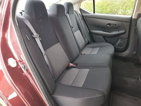 Used 2025 Nissan Sentra SV FWD image 18