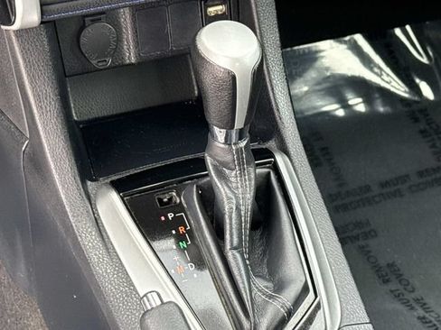 Used 2018 Toyota Corolla SE w/ Carpet Mat Package (TMS) FWD image 20