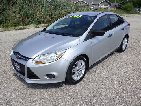 Used 2014 Ford Focus S FWD image 1