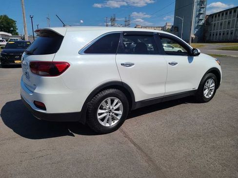 Used 2020 Kia Sorento LX AWD/4WD image 7