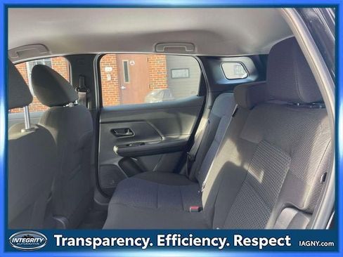 Certified 2025 Nissan Kicks S image 12