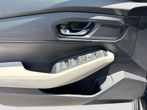 Certified 2023 Honda Accord EX image 20