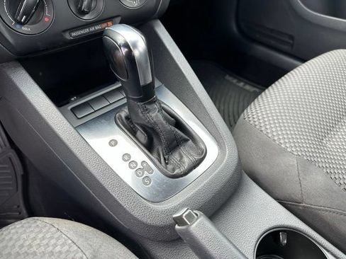 Used 2013 Volkswagen Jetta S FWD image 26