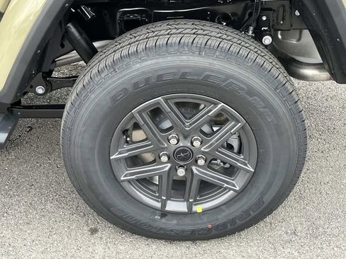 New 2026 Jeep Gladiator Sport image 11