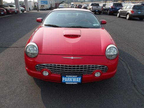 Used 2004 Ford Thunderbird RWD image 8