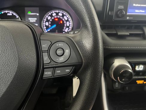 Used 2022 Toyota RAV4 LE AWD/4WD image 59