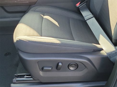 New 2026 Chevrolet Silverado 1500 RST w/ Z71 Off-Road Package image 17