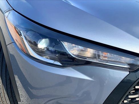 Used 2024 Toyota Corolla Cross L FWD image 26