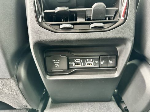 New 2023 Jeep Grand Cherokee Limited w/ Luxury Tech Group II image 20