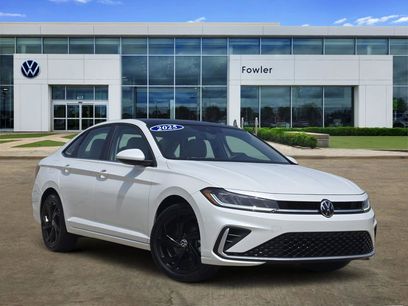 Used 2025 Volkswagen Jetta SE