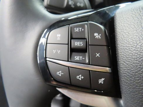 Used 2025 Ford Explorer Platinum image 48