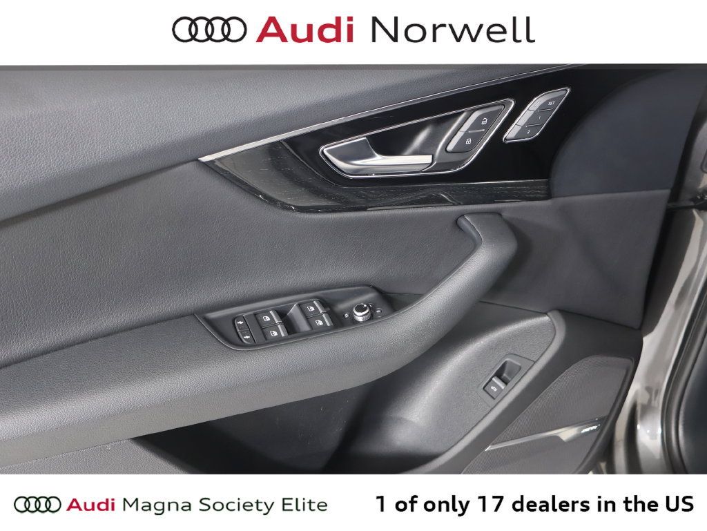 Used 2018 Audi Q7 3.0T Premium Plus w/ Premium Plus Package AWD/4WD image 23