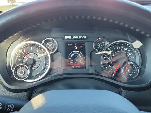 Used 2023 RAM 1500 Big Horn image 28