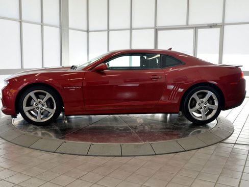 Used 2014 Chevrolet Camaro SS w/ RS Package image 5