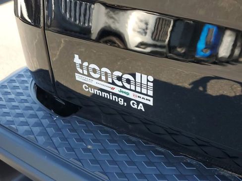 New 2025 Jeep Gladiator Sport image 8