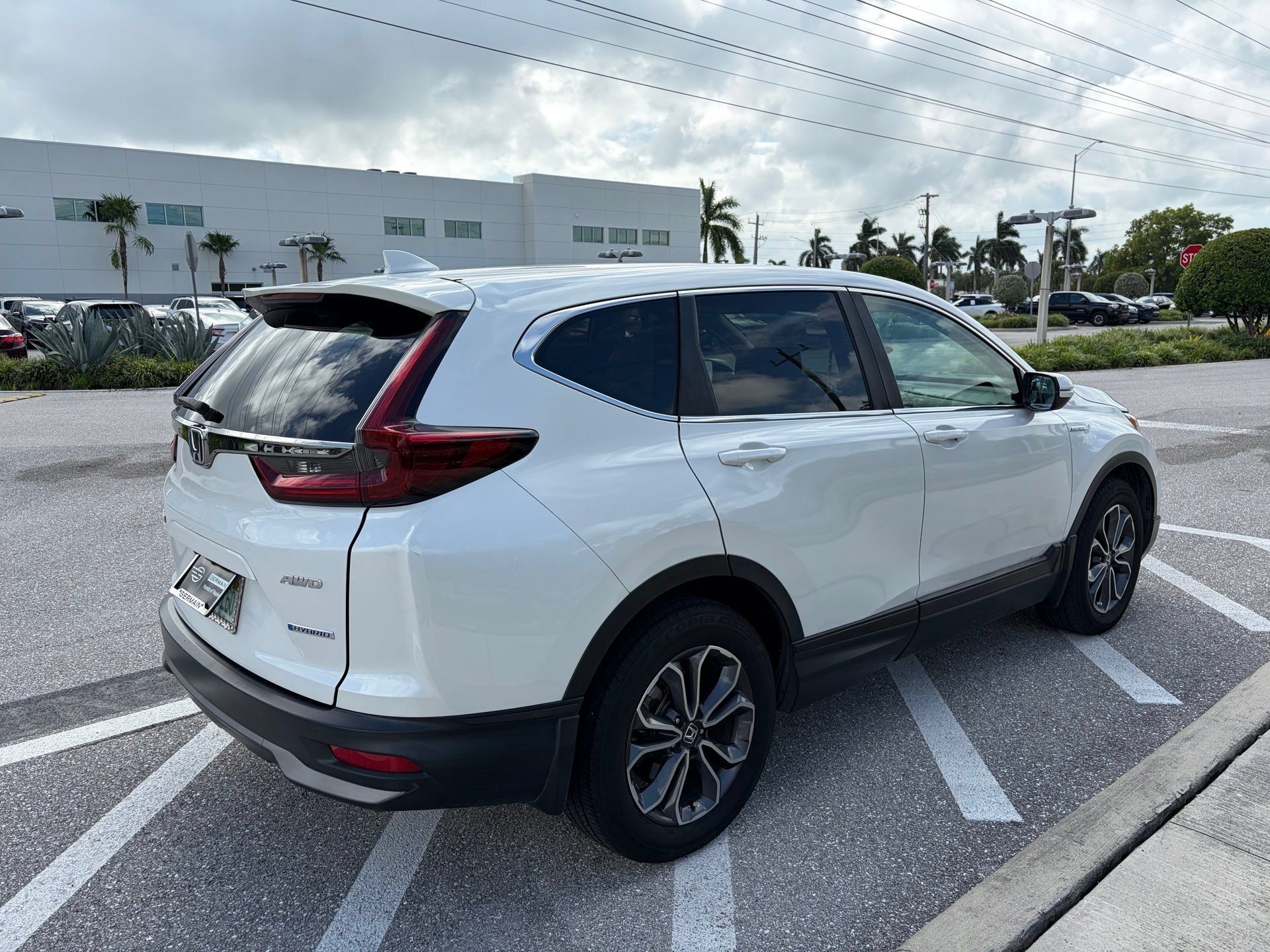 Used 2022 Honda CR-V EX-L image 6