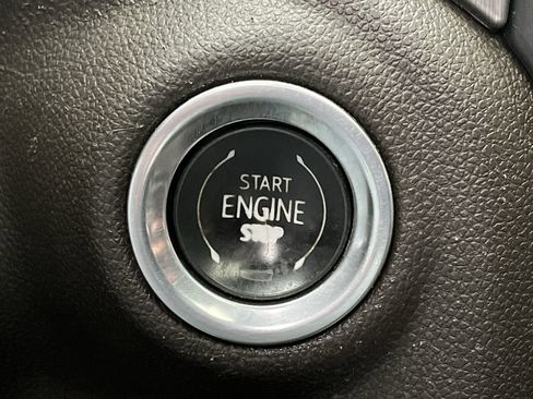 Used 2020 GMC Sierra 2500 Denali w/ Denali Ultimate Package image 22