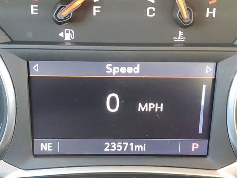 Used 2019 Chevrolet Equinox Premier w/ LPO, Floor Liner Package image 10