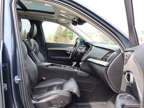 Used 2021 Volvo XC90 T6 Inscription image 22