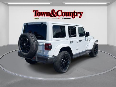 Used 2022 Jeep Wrangler Unlimited Sahara 4xe w/ Cold Weather Group image 5