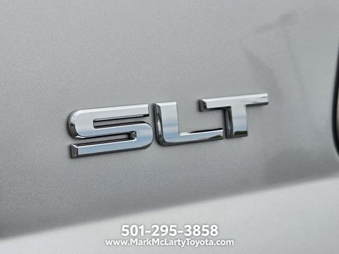 Used 2019 GMC Yukon SLT w/ Premium Edition AWD/4WD image 16