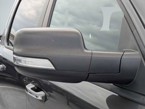 Used 2019 RAM 1500 Big Horn AWD/4WD image 11